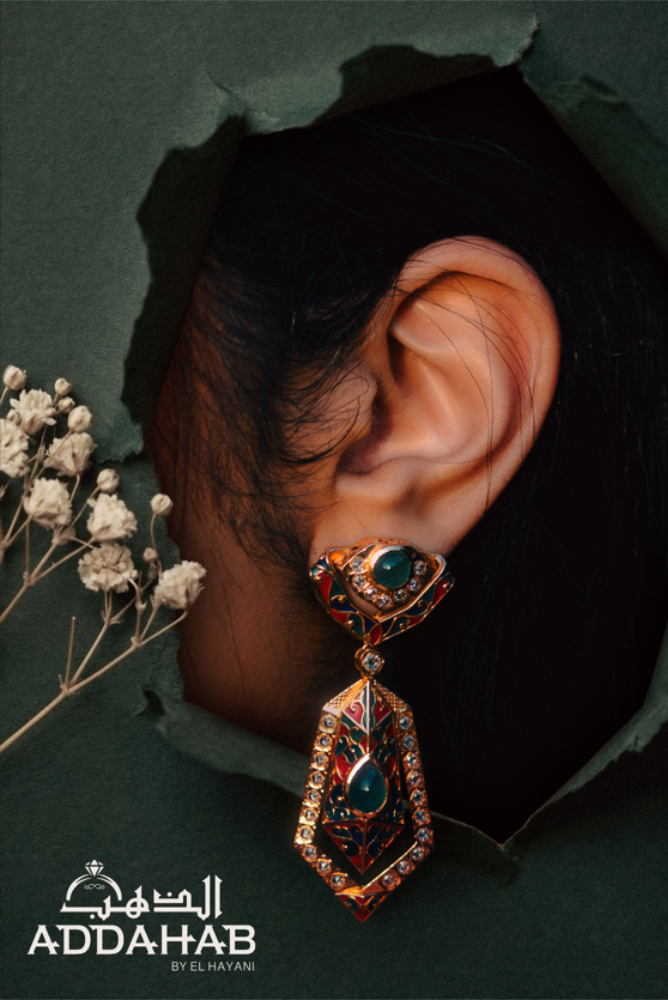 Single pearl stud earrings